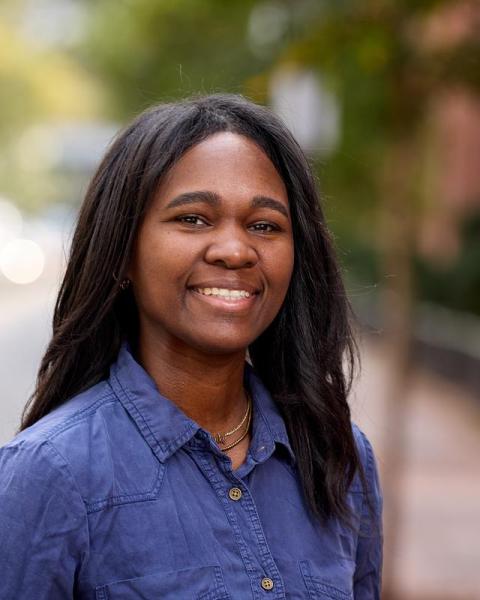 Headshot of Alexis Alston