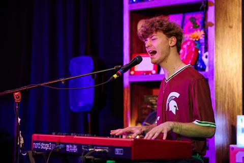 Kieran Rhodes BM ’24 performs at the Amplify Berklee Gala.