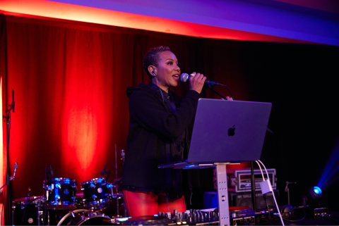 MC Lyte DJs the Amplify Berklee Gala