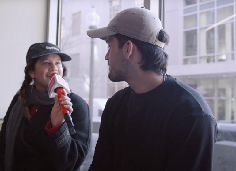 Person on the street style interview. 